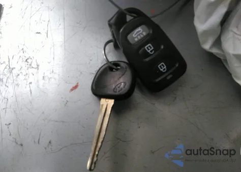 2017 Hyundai Elantra Se z USA, uszkodzony, nr VIN 5NPD74LF7HH143451